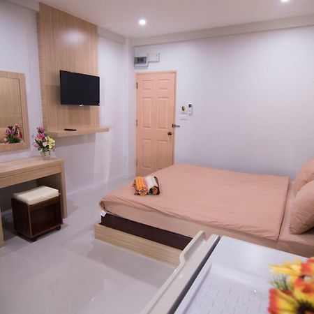 Tn Thanyawit Nakhon Ratchasima Bagian luar foto