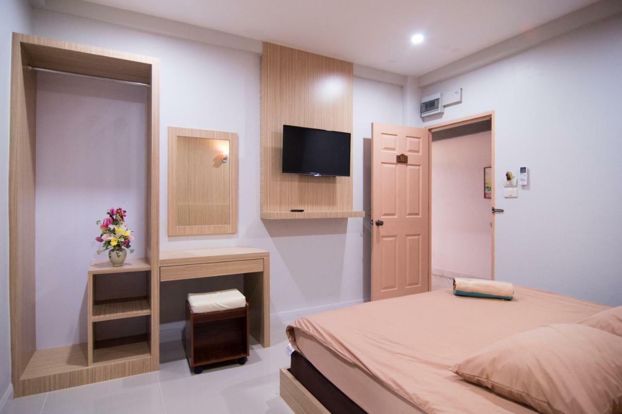 Tn Thanyawit Nakhon Ratchasima Bagian luar foto